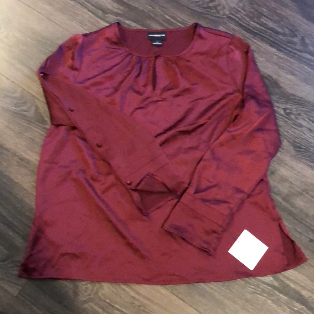 Liz Claiborne Career size Medium Blouse NWT